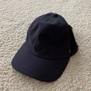 Black Lululemon Athletic Hat